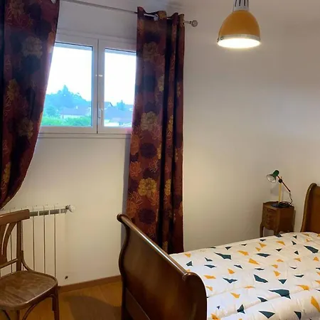Seduisante A Avec Piscine Privee